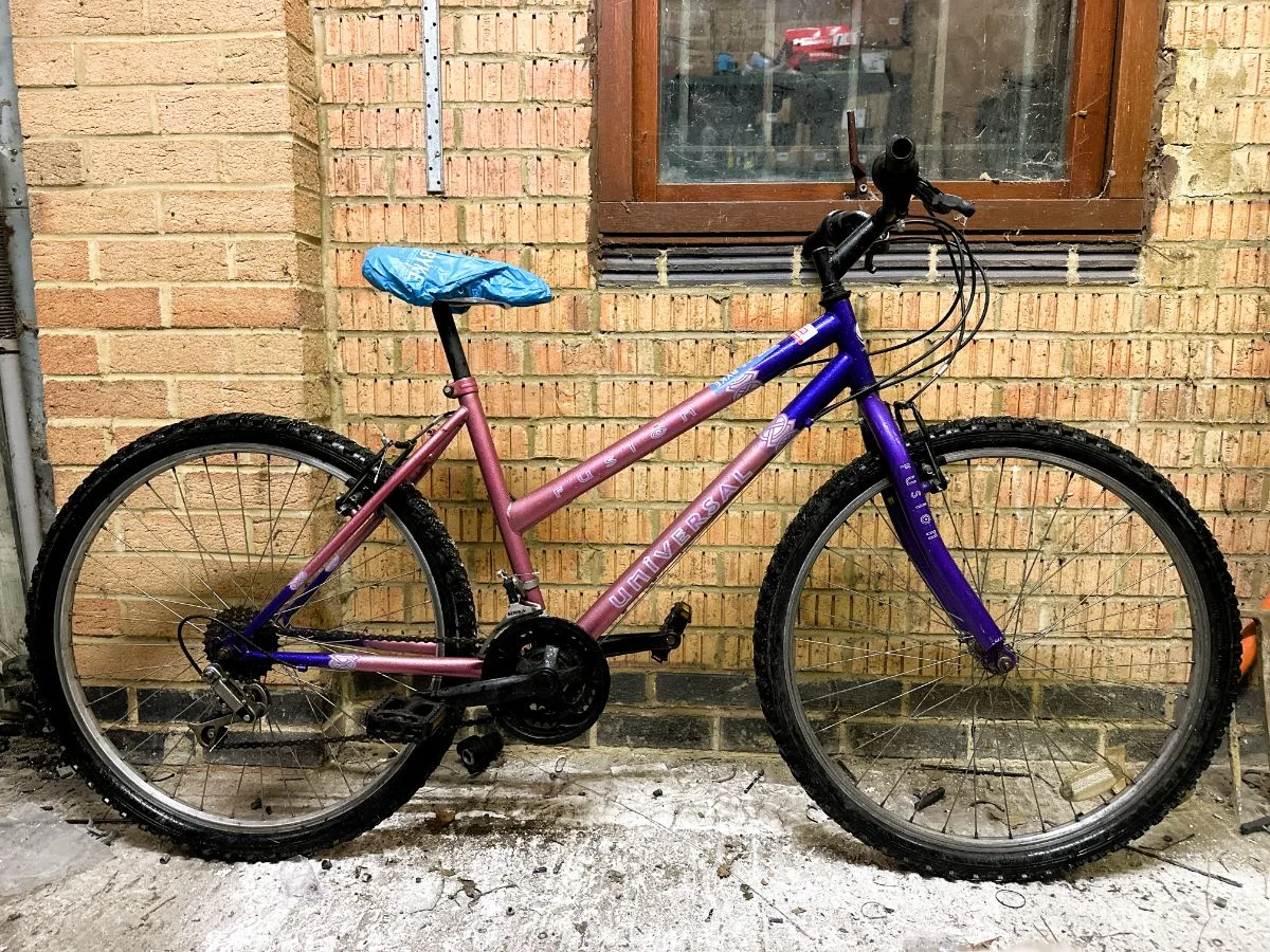 Universal Fusion Pink & Purple Refurbished Bicycle - 26 inch