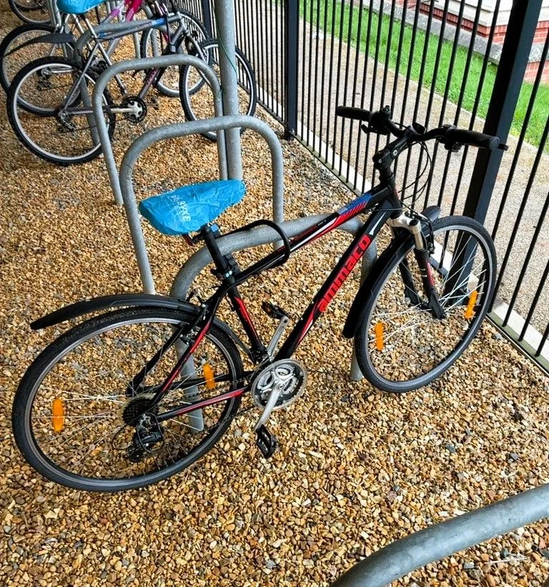 Ammaco Runner Pro V Black Refurbished Bicycle - 28 inch