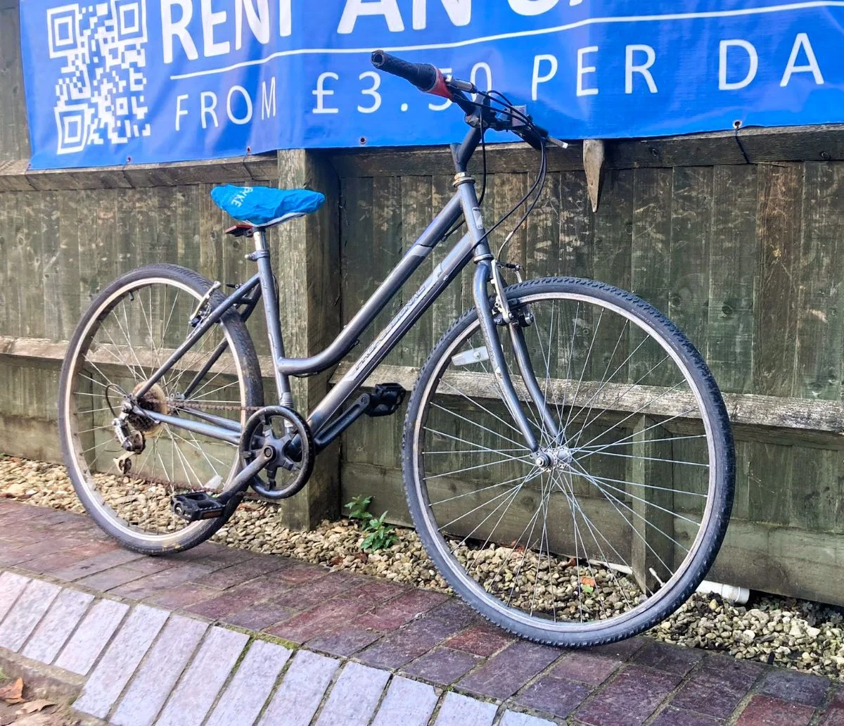 Professional Premium Grey Refurbished Bicycle - 26 inch