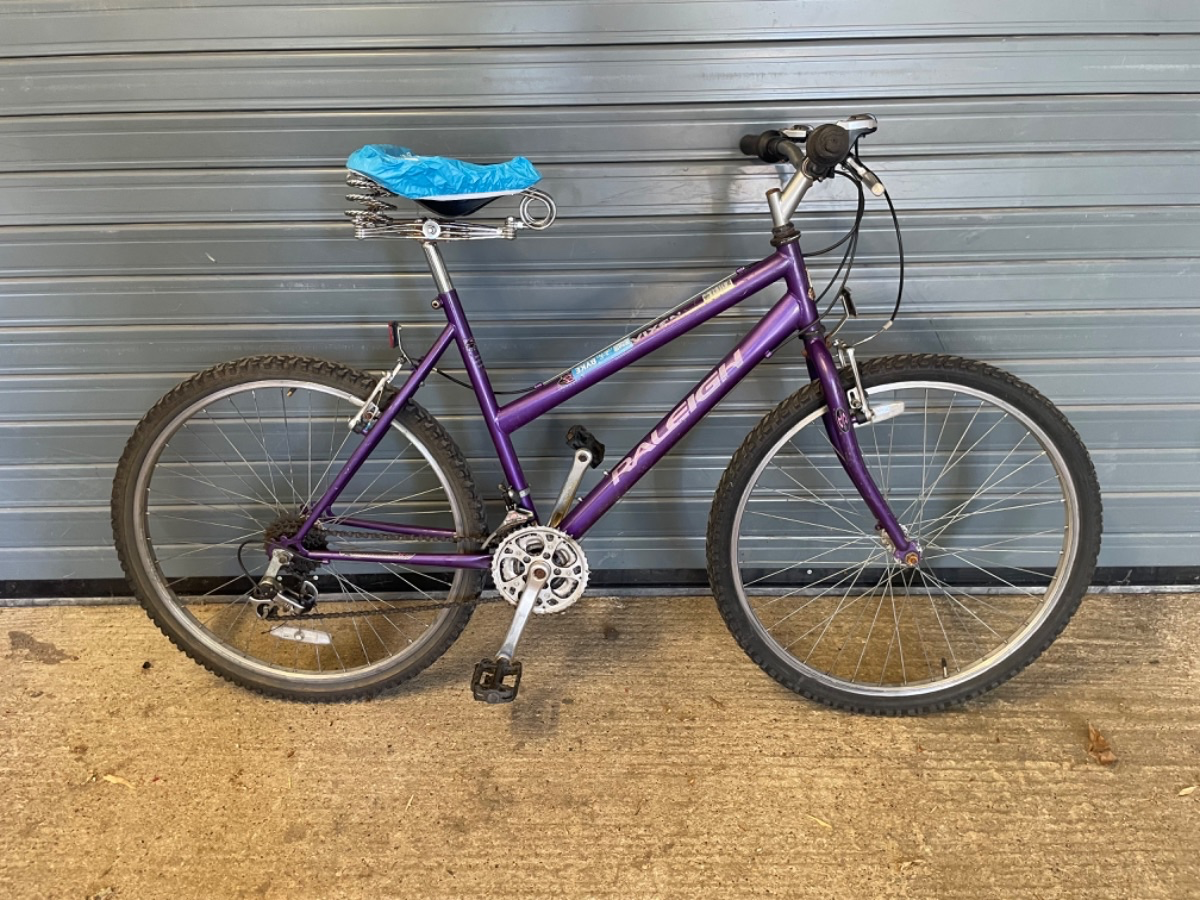 Raleigh Vixen Purple Refurbished Bicycle - 26 inch
