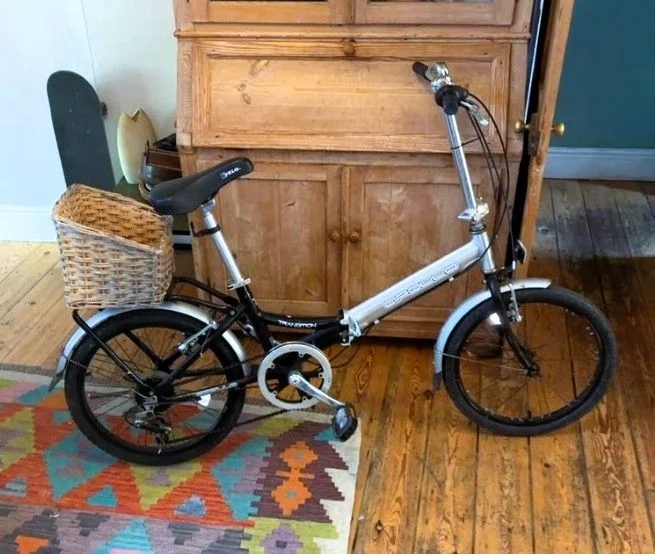 Apollo Transition Folding Bike Black & Silver Refurbished Bicycle - 20 inch