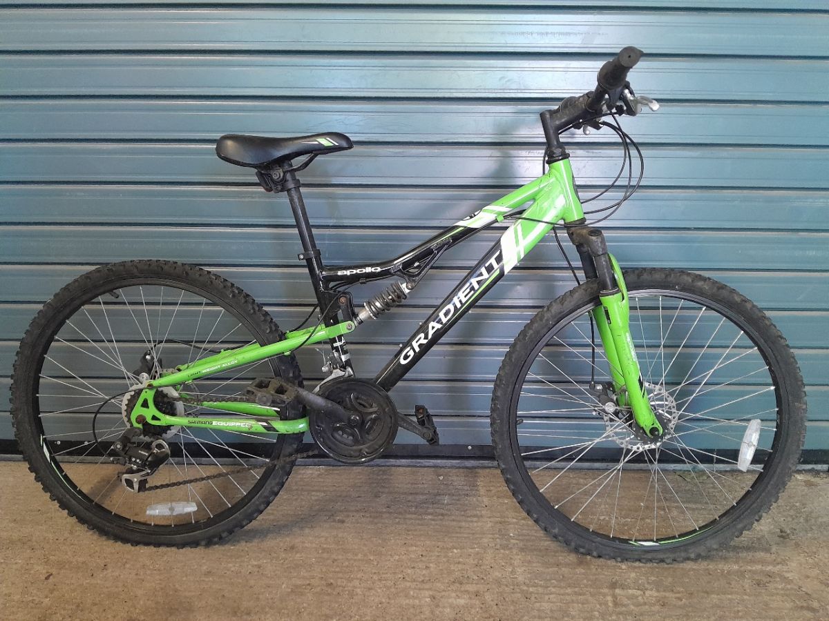 Apollo Gradient Green & Black Refurbished Bicycle - 26 inch