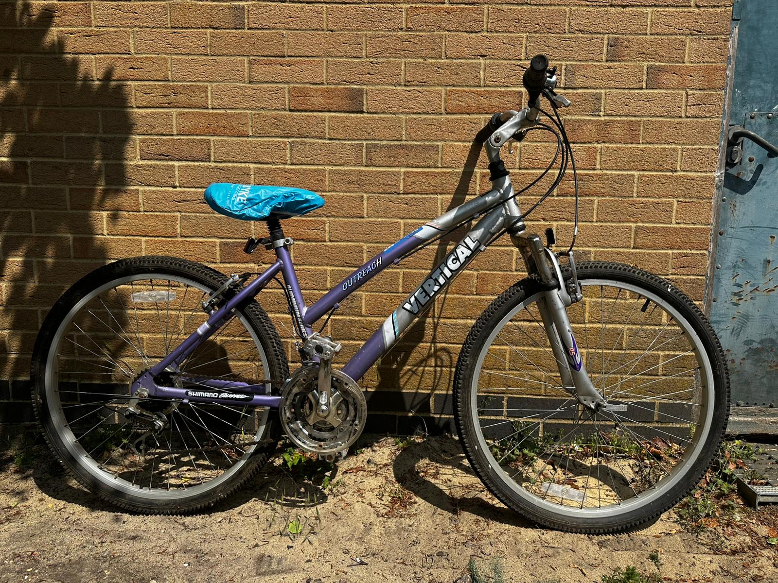 Vertical Outreach Sliver & Purple Refurbished Bicycle - 26 inch