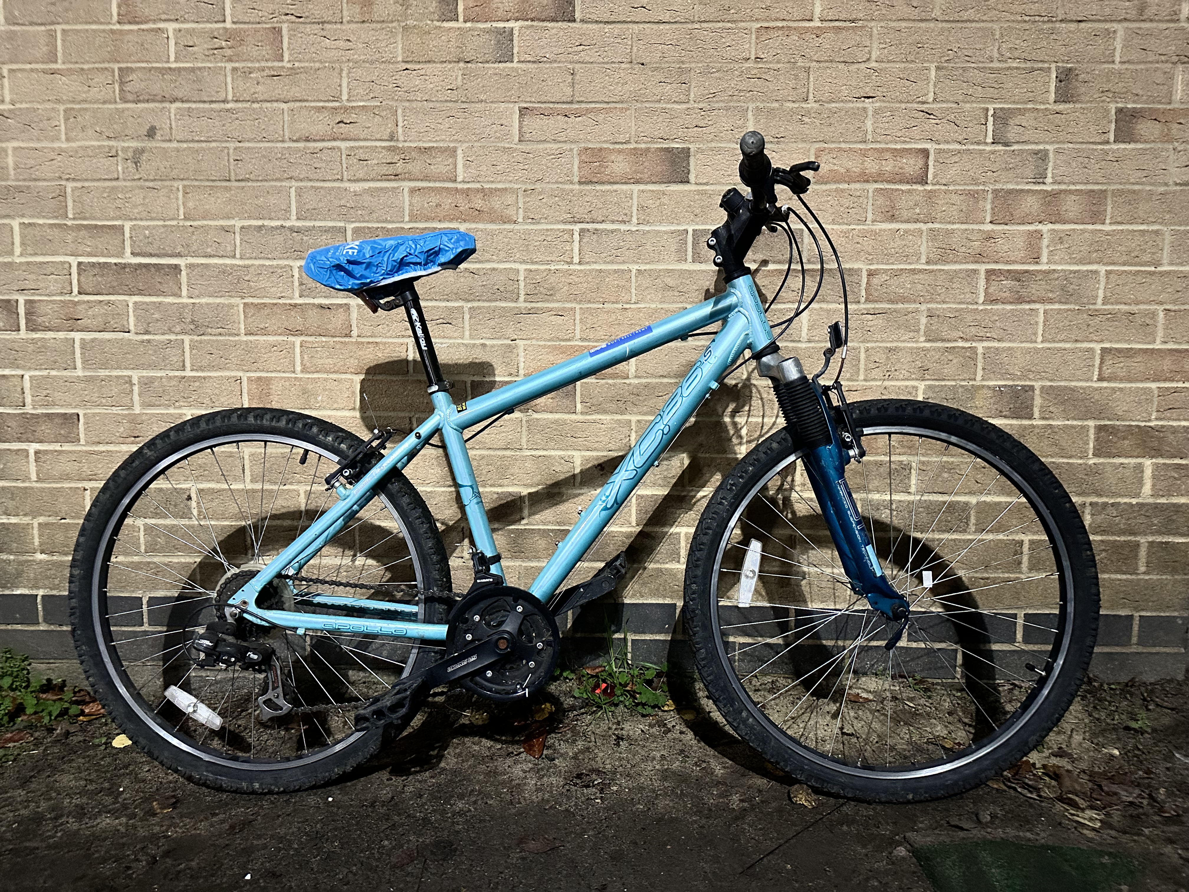 Apollo XC 26S Light Blue Refurbished Bicycle - 26 inch