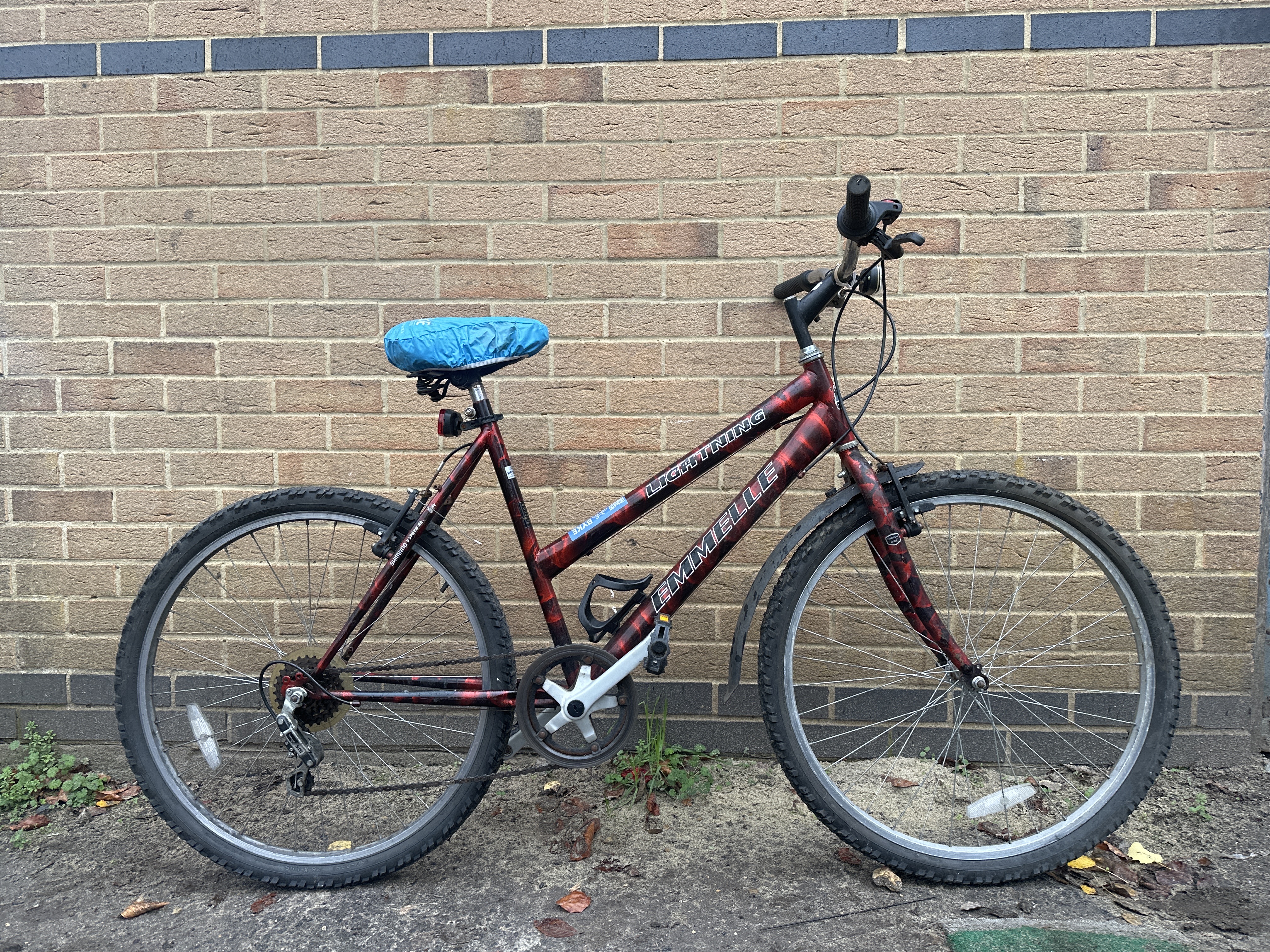 Emmelle Lightning Red Refurbished Bicycle - 26 inch