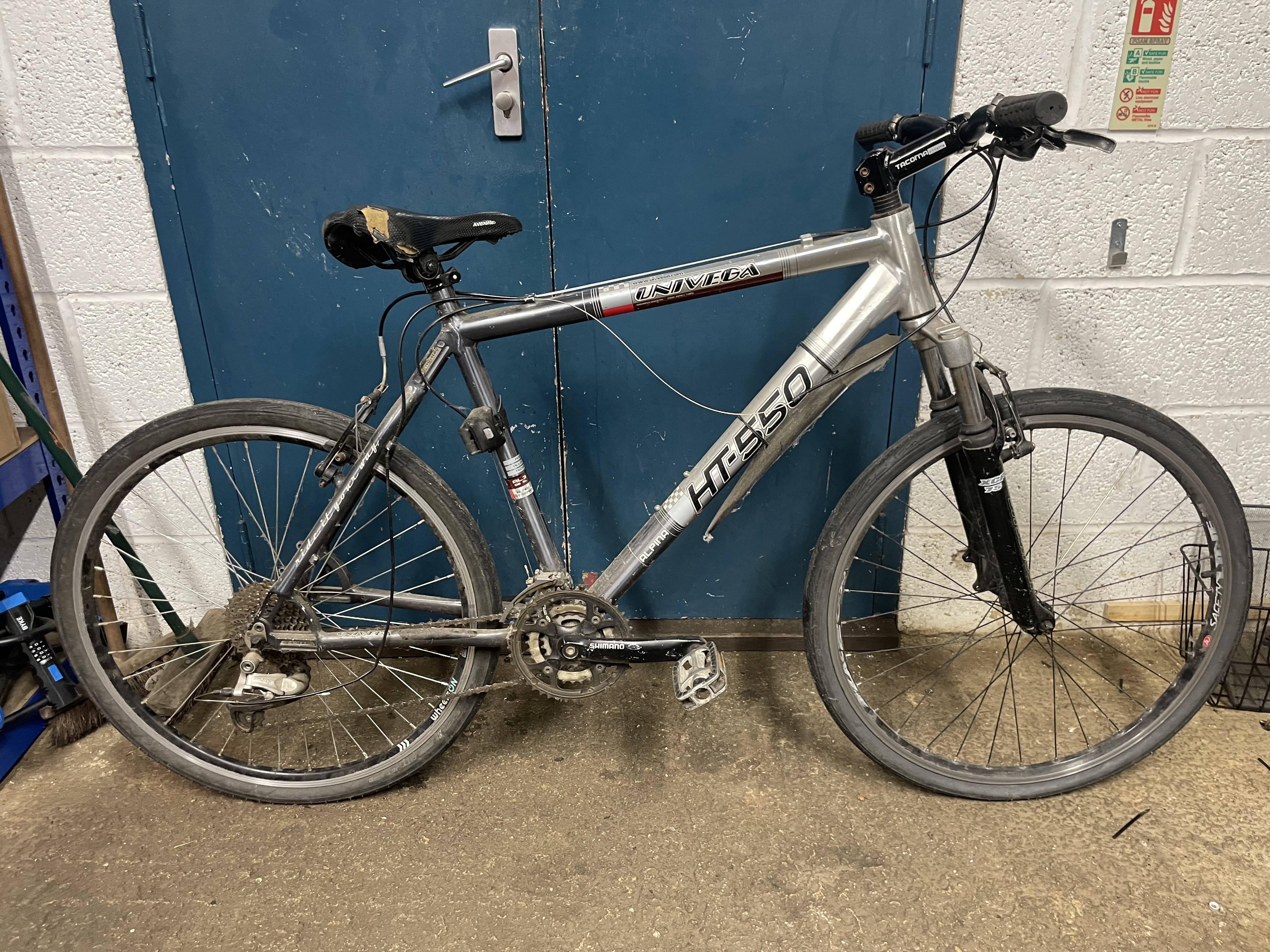Univega HT500 Silver Refurbished Bicycle - 26 inch