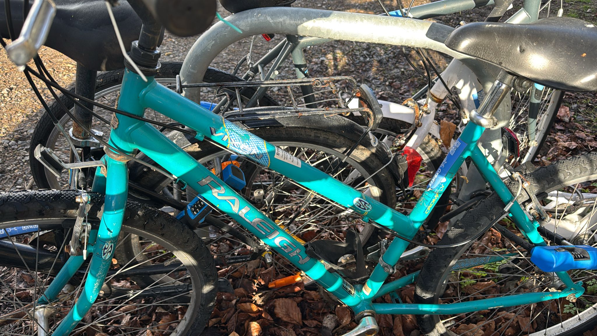 Raleigh Vixen Cyan Refurbished Bicycle - 26 inch