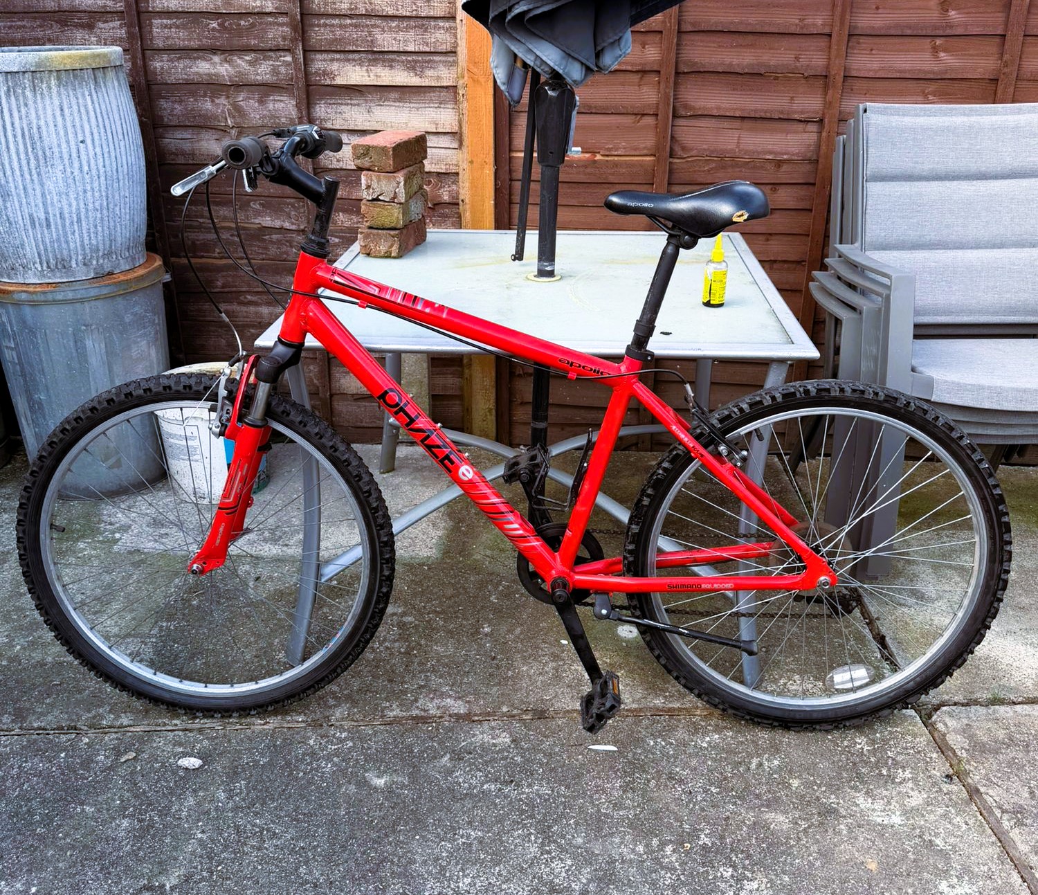 Apollo Phaze Red Refurbished Bicycle - 26 inch